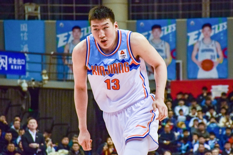高效輸出！李炎哲半場7中5拿到12分2板1助1斷2帽