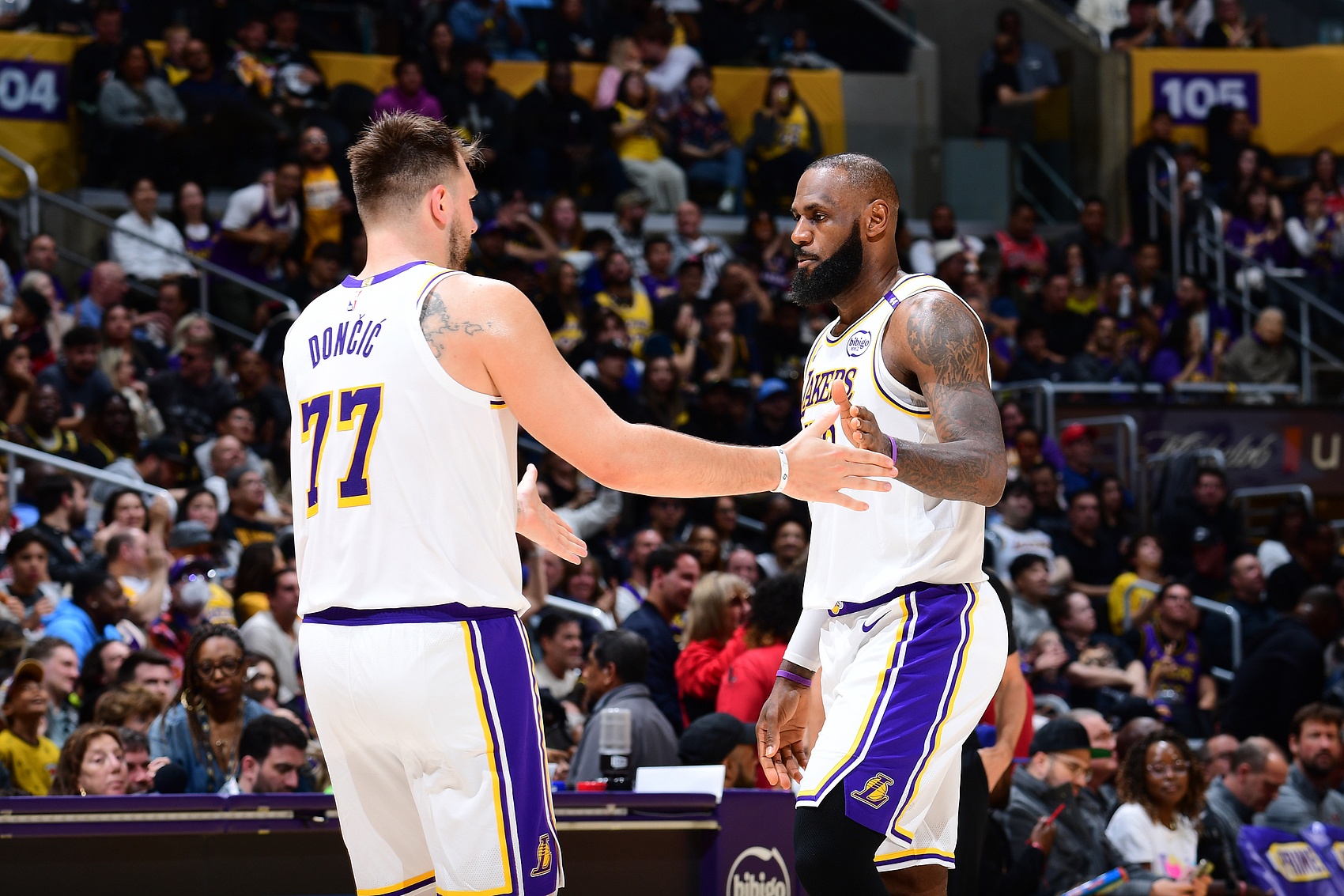 卡位戰(zhàn)/老詹里程碑/灰熊換帥！ESPN預(yù)測(cè)勝率：湖人54.9%微占優(yōu)勢(shì)